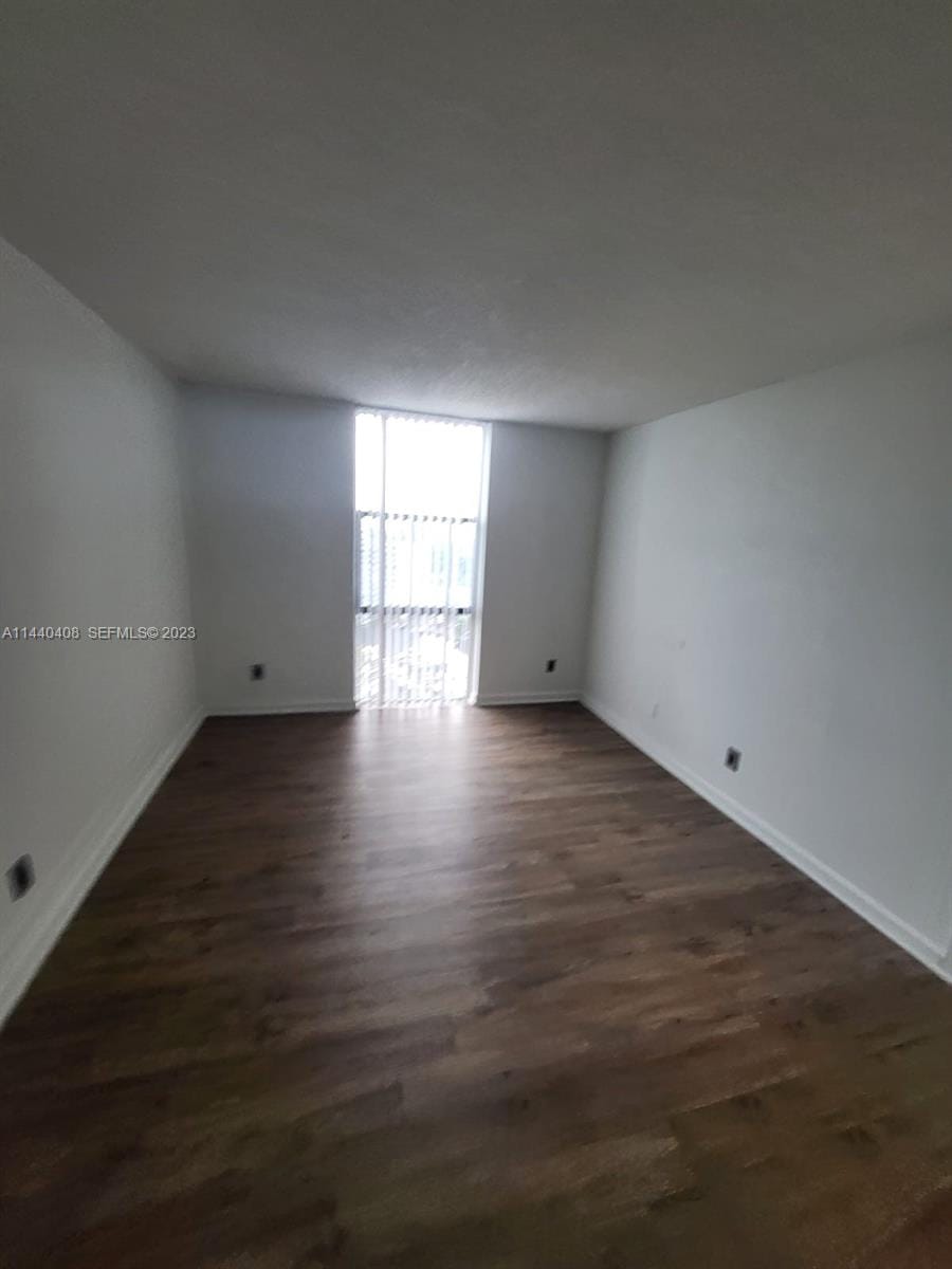 13499 Biscayne Boulevard 1408, North Miami, FL 33181 photo 13