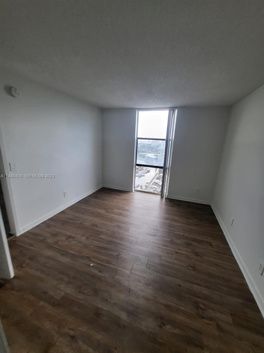 13499 Biscayne Boulevard 1408, North Miami, FL 33181 photo 17
