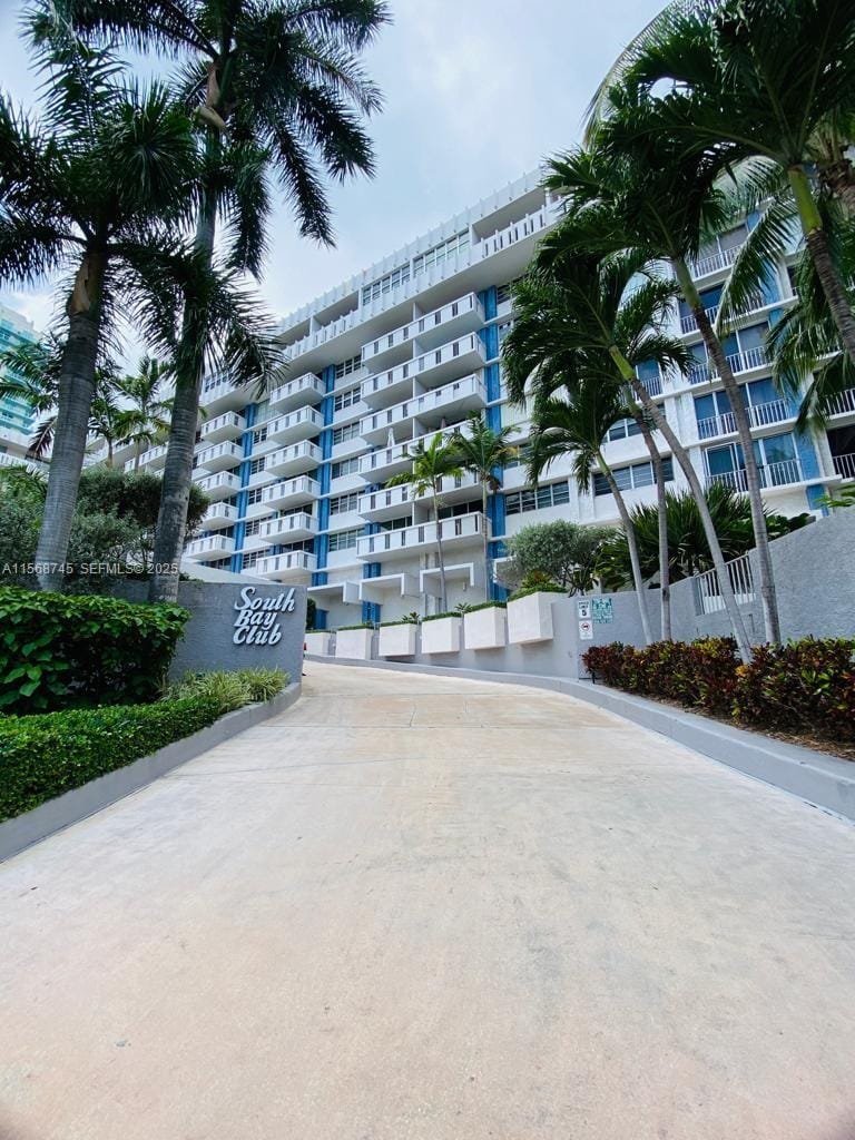 800 West Avenue 905, Miami Beach, FL 33139