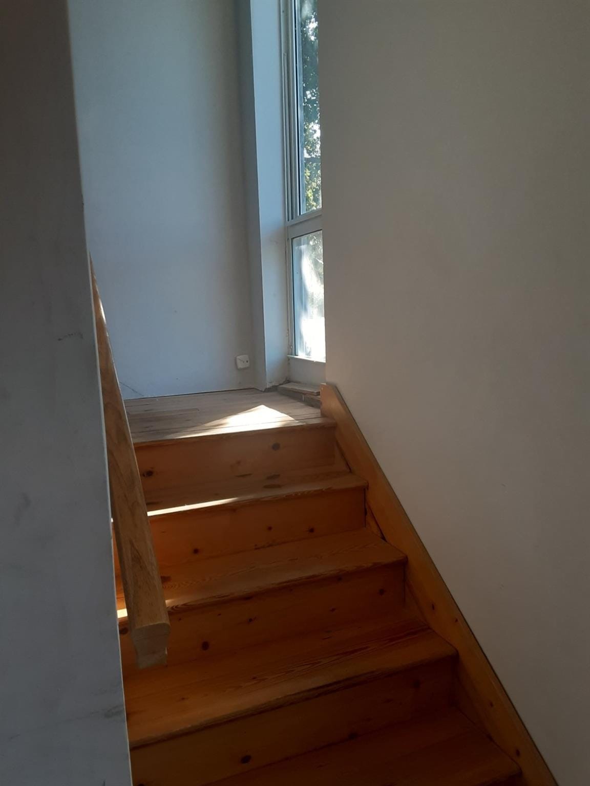 799 NE 34th Court — photo 7