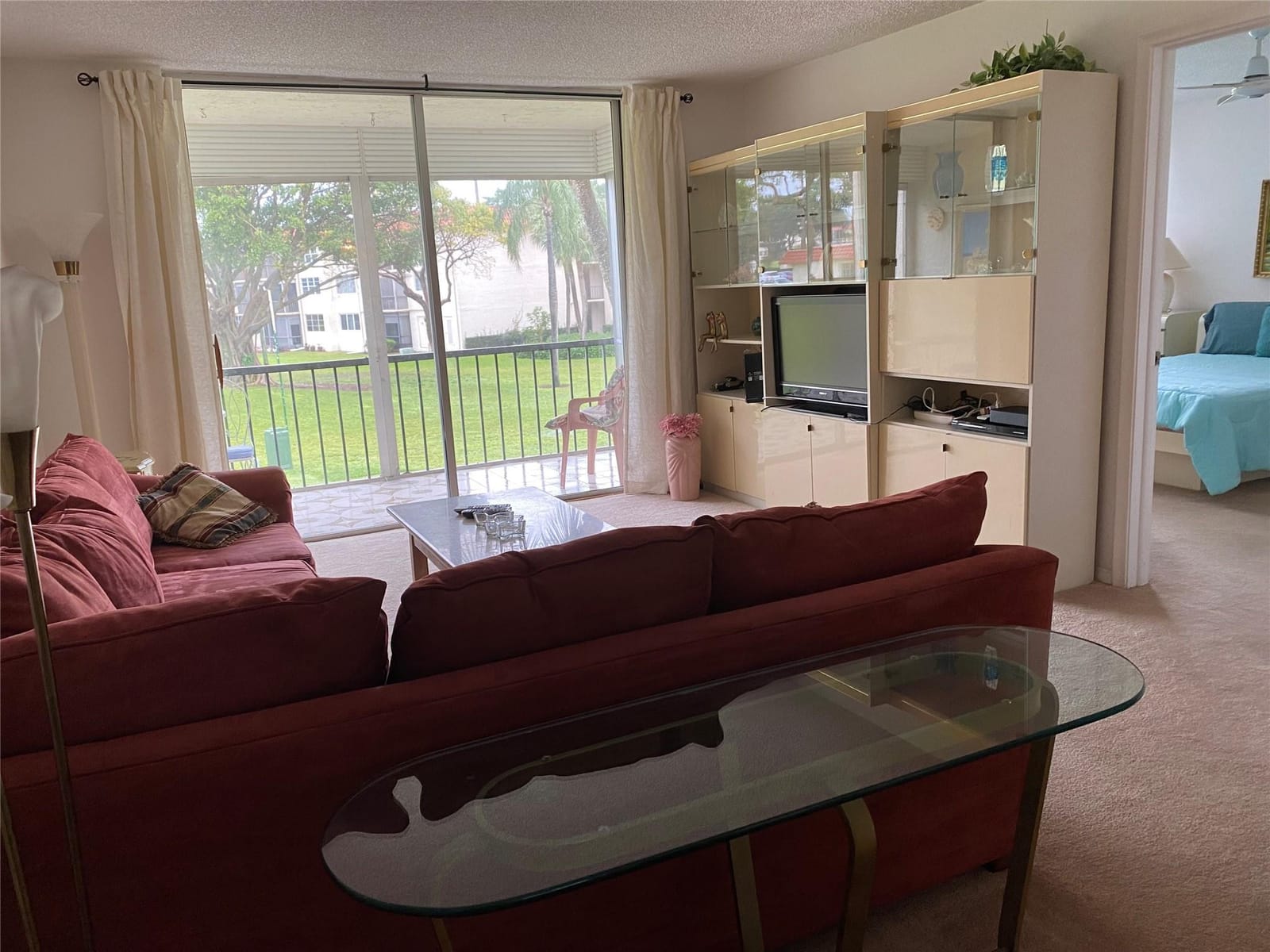 811 S Hollybrook Drive 203 — photo 2