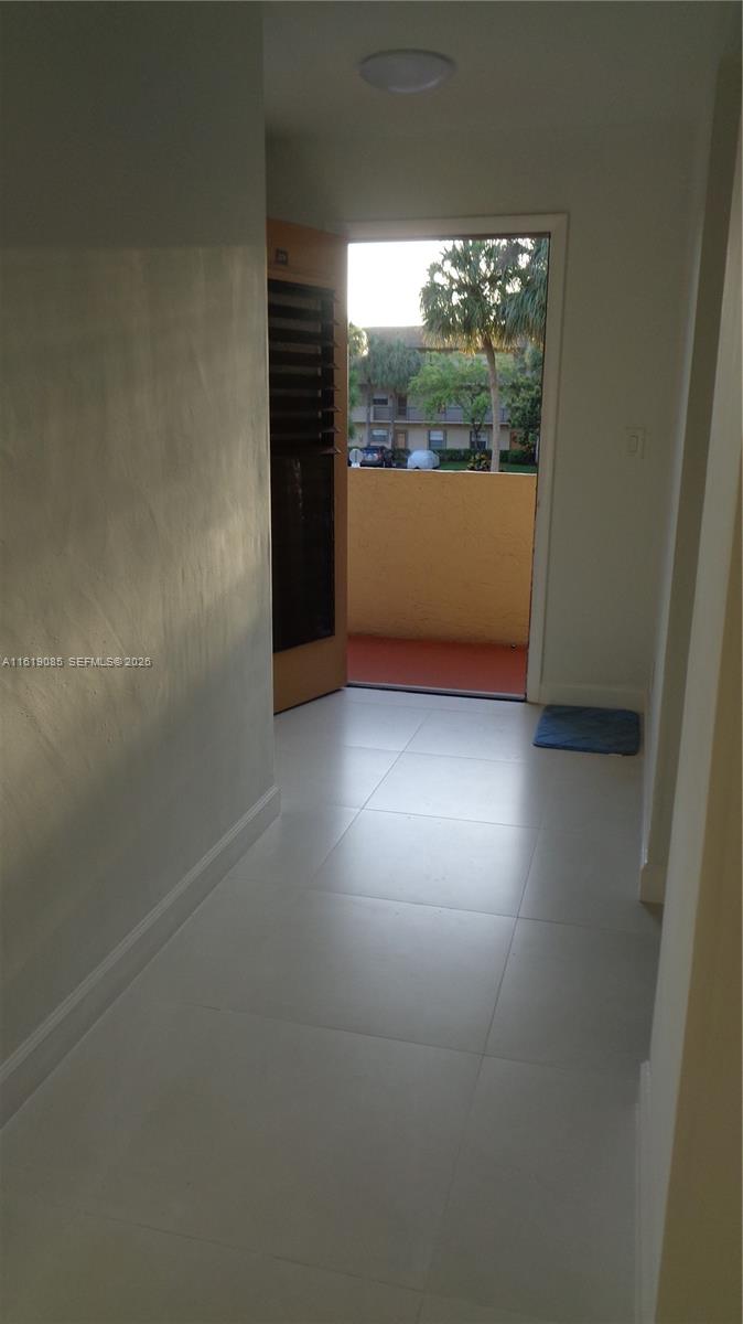 6085 N Sabal Palm Boulevard 204, Tamarac, FL 33319 photo 4