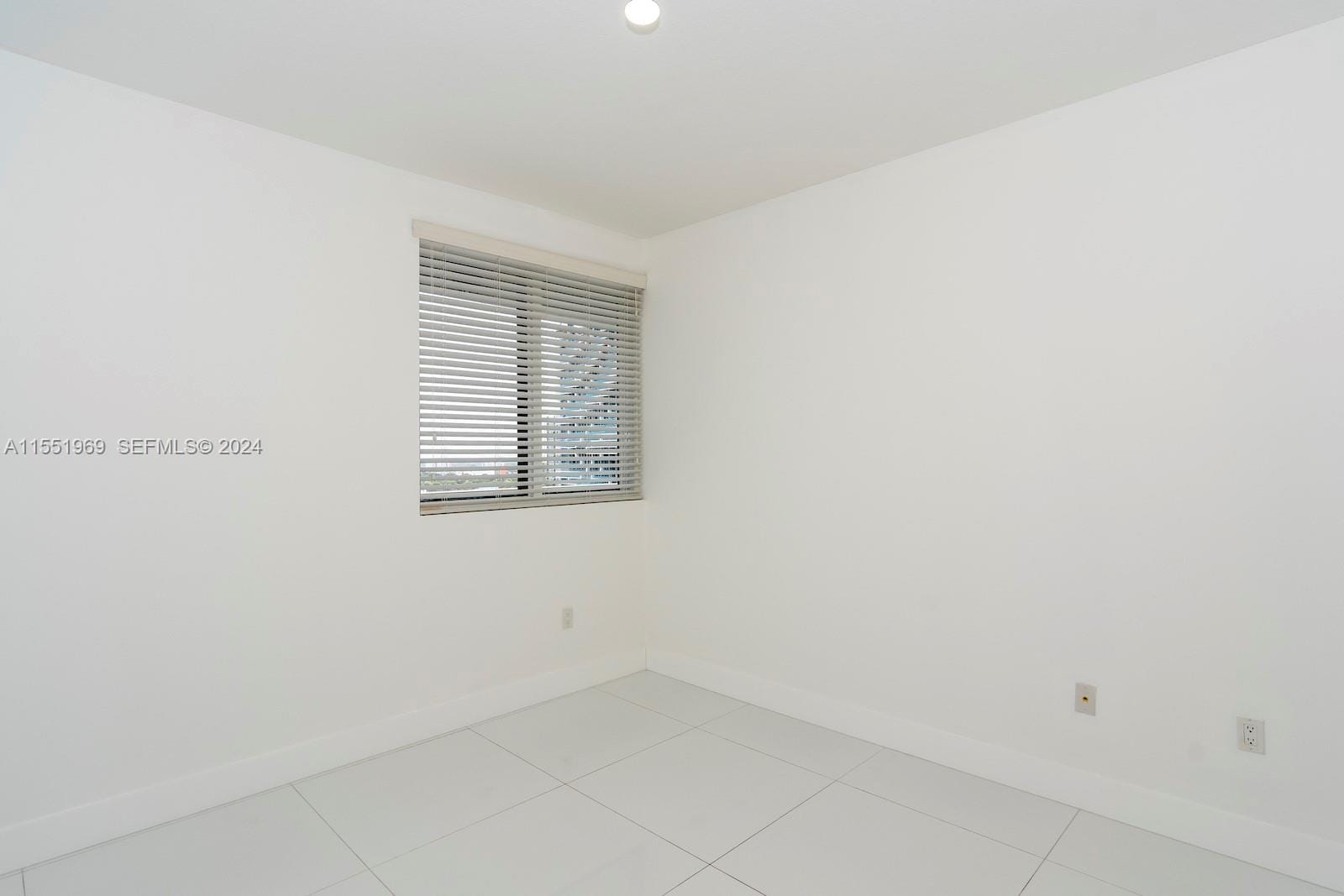 600 NE 27 Street 2304, Miami, FL 33137 photo 16