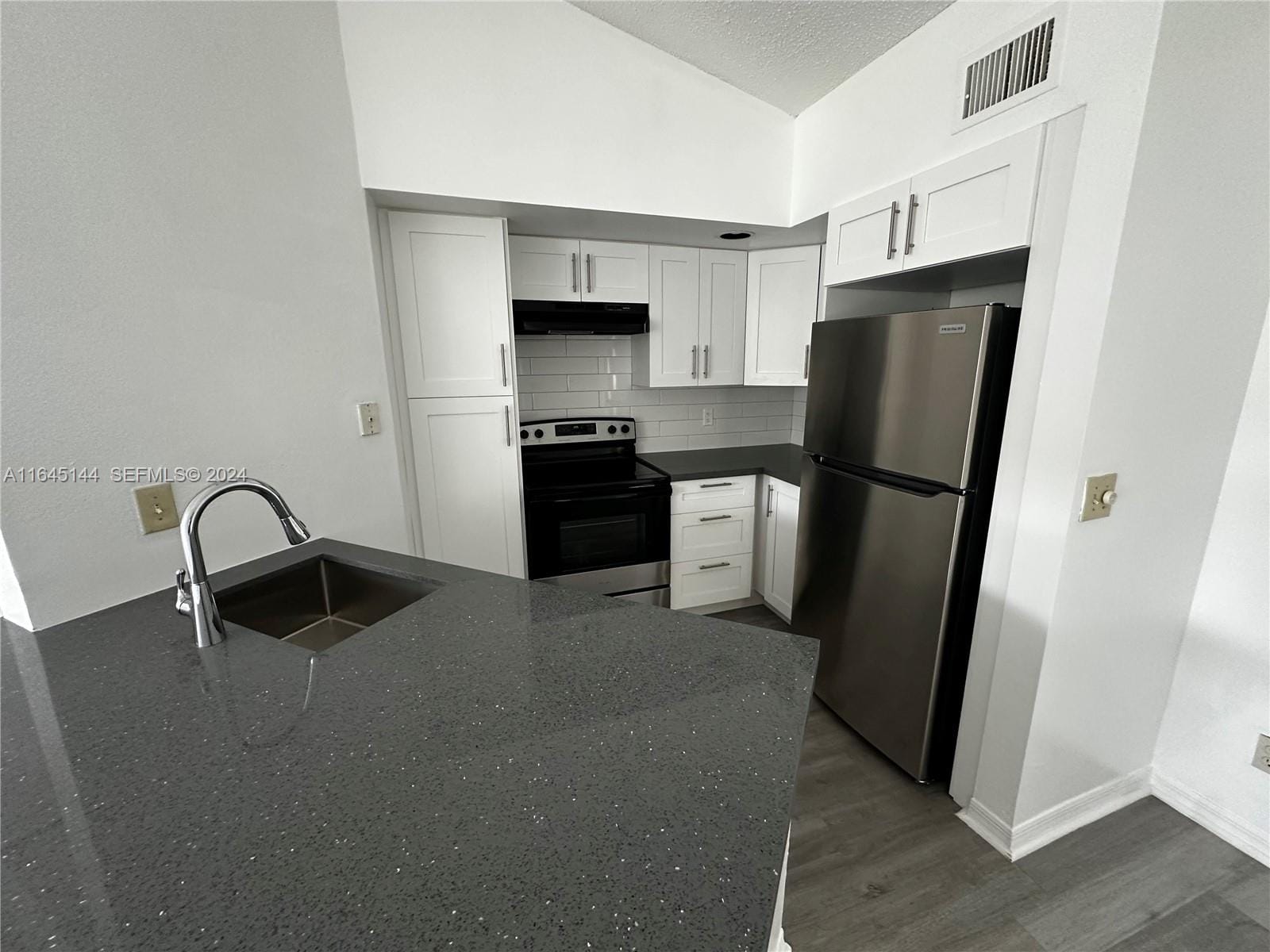 457 Vista Isles Drive 2122, Sunrise, FL 33325 photo 2