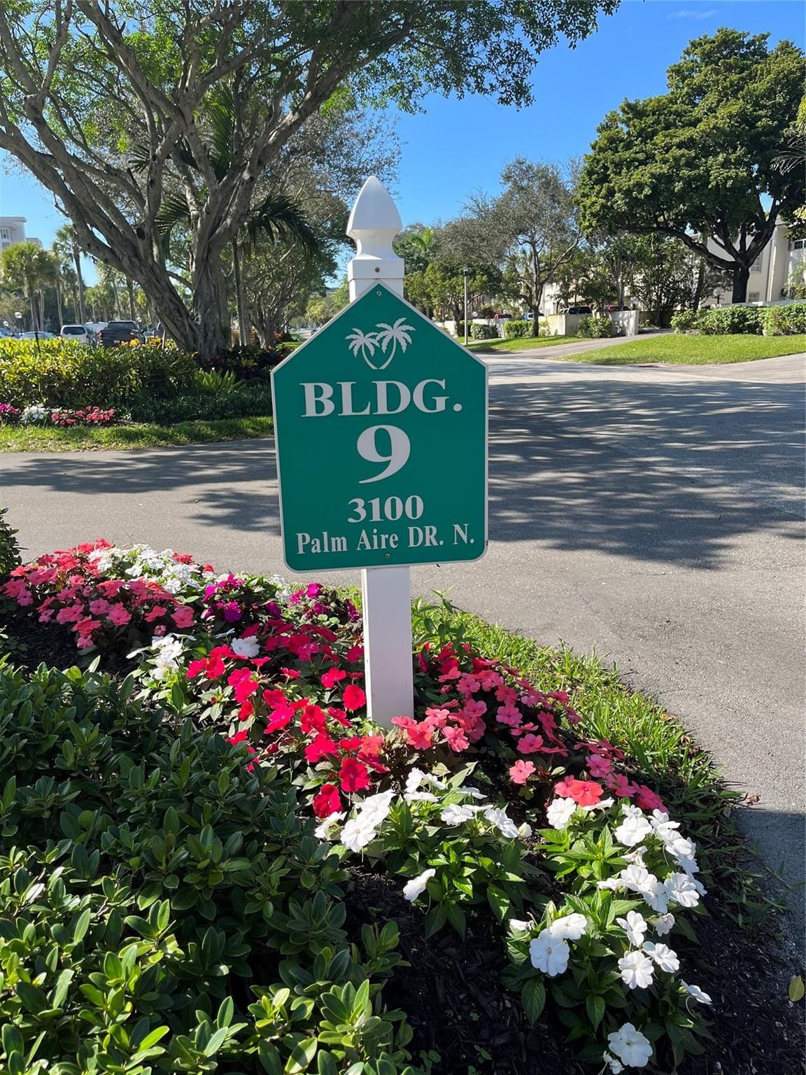 3100 N Palm Aire Drive 304 — photo 3