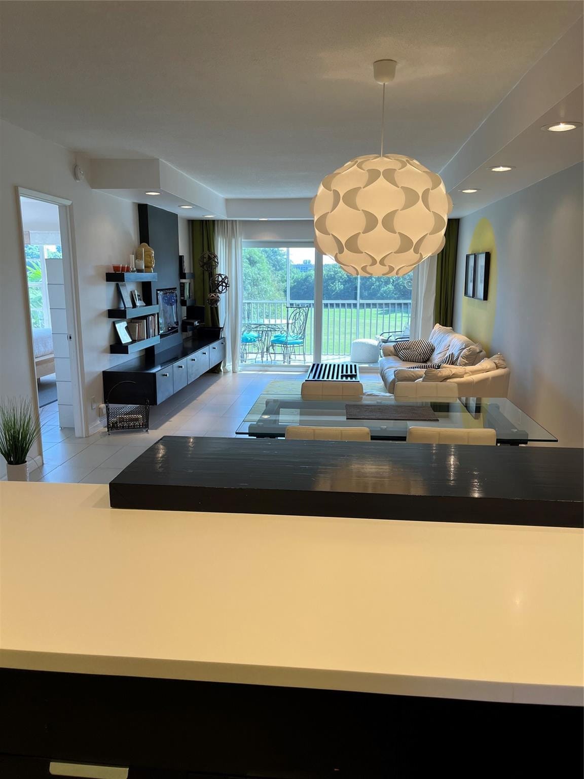 3100 N Palm Aire Drive 304 — photo 7