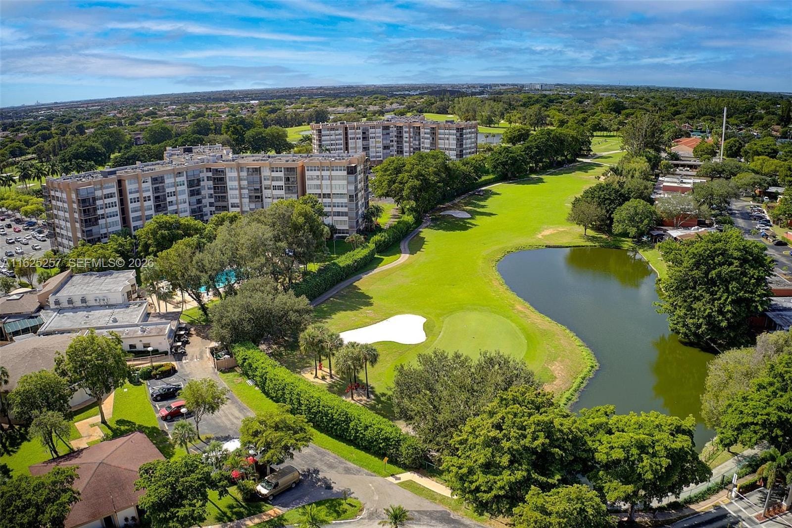 1000 Saint Charles Place 522, Pembroke Pines, FL 33026 photo 18