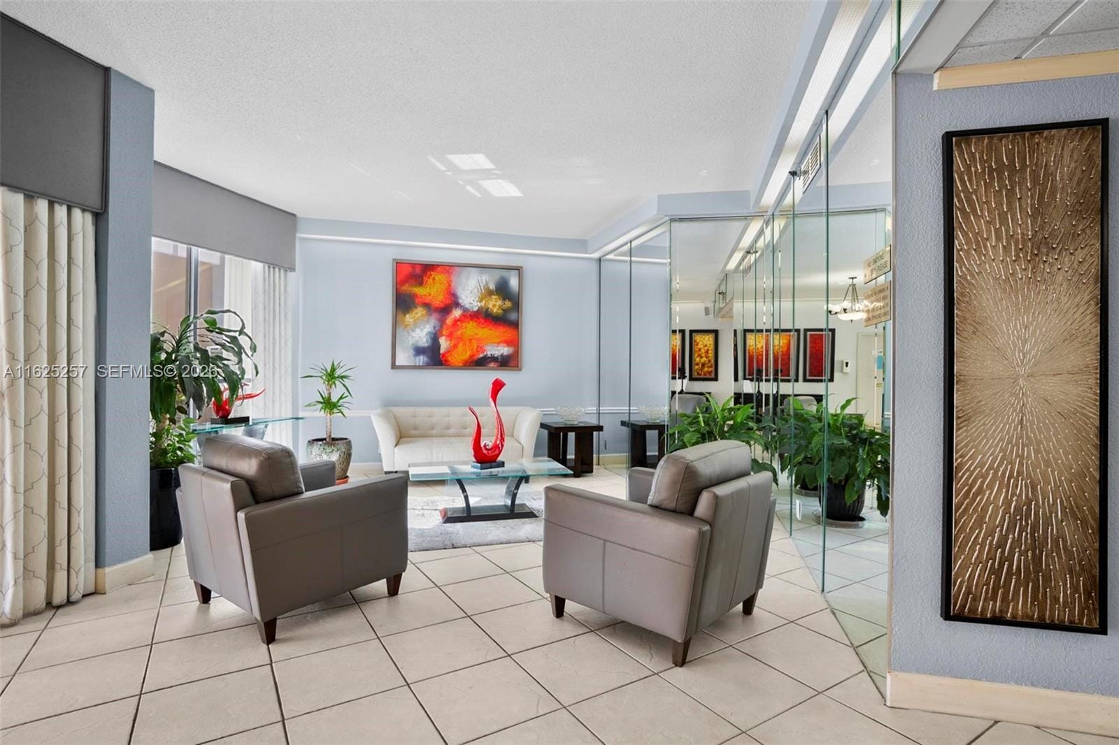1000 Saint Charles Place 522 — photo 5