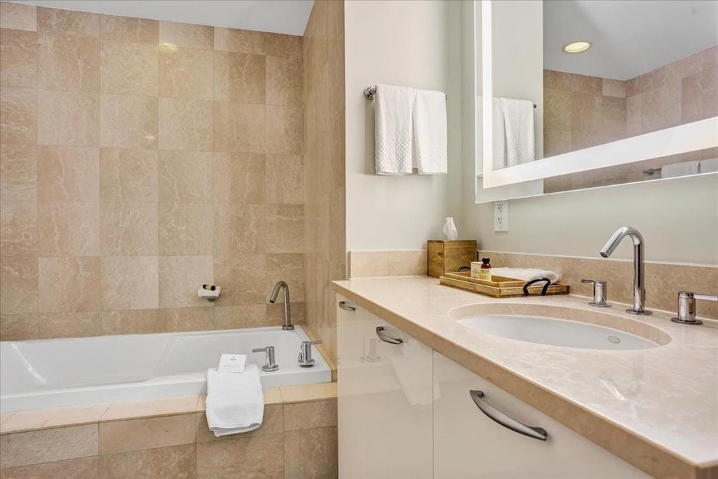 505 N Fort Lauderdale Bch Boulevard 2411, Fort Lauderdale, FL 33304 photo 16