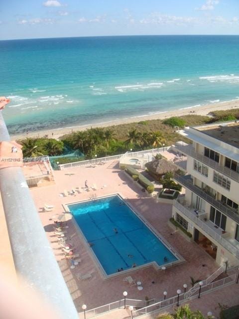 5401 Collins Avenue 1012, Miami Beach, FL 33140 photo 2