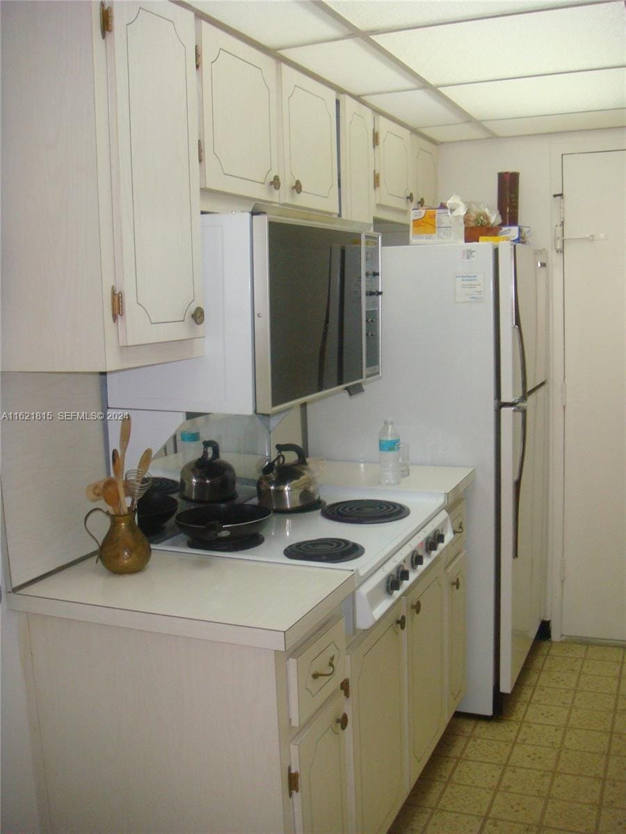 5401 Collins Avenue 1012, Miami Beach, FL 33140 photo 5