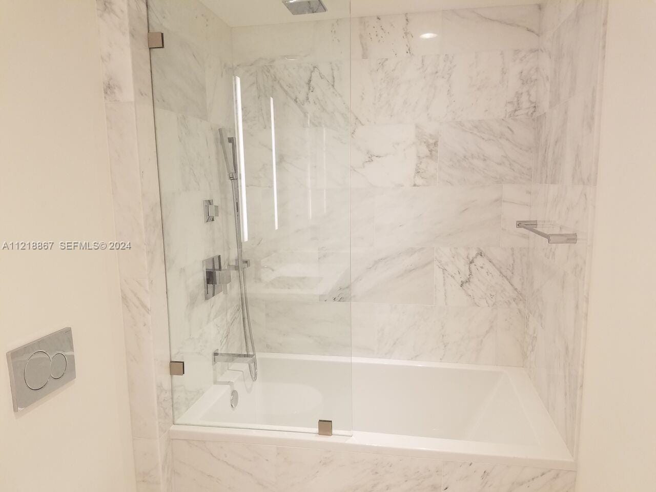 1451 Brickell Avenue 1206, Miami, FL 33131 photo 17