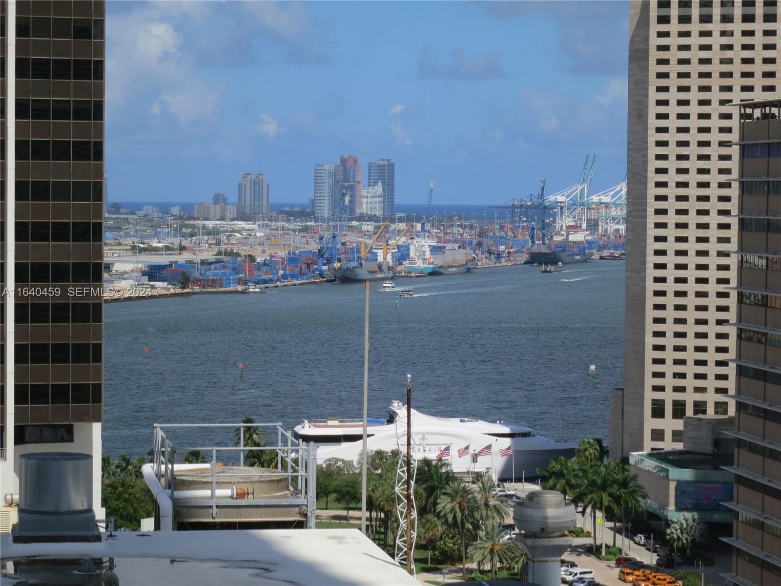 151 SE 1 Street 1902, Miami, FL 33131 photo 17