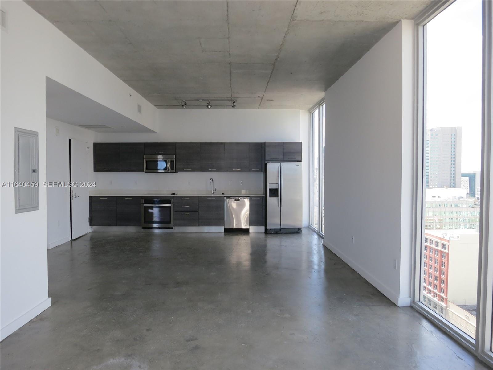 151 SE 1 Street 1902, Miami, FL 33131 photo 18