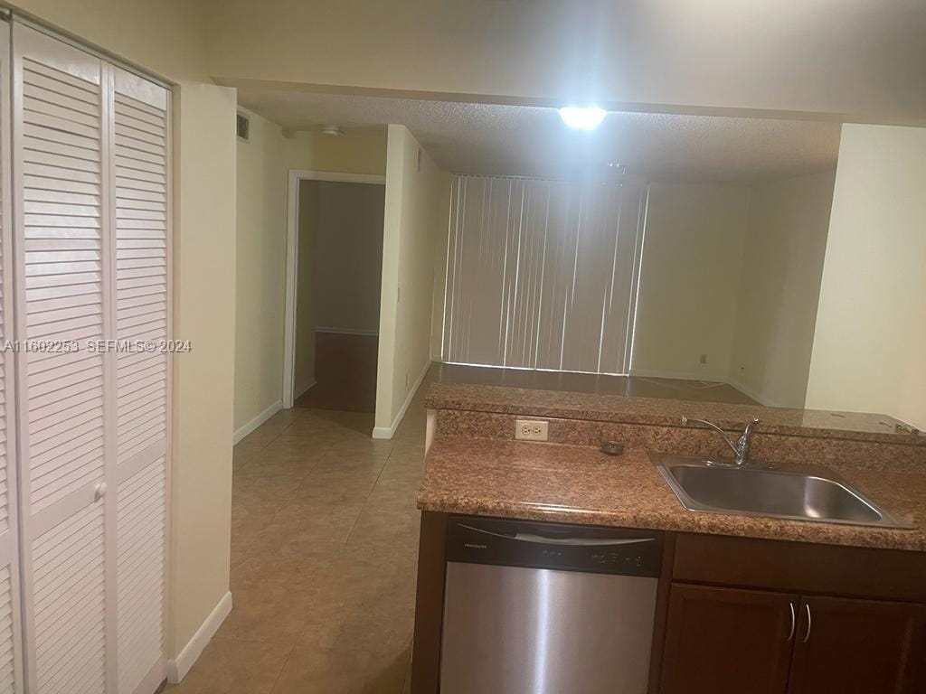 5801 Riverside Drive 101B3, Coral Springs, FL 33067 photo 8