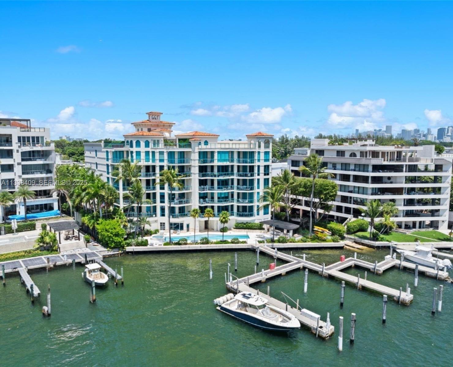 1660 W Glencoe Street 302, Coconut Grove, FL 33133, Coconut Grove