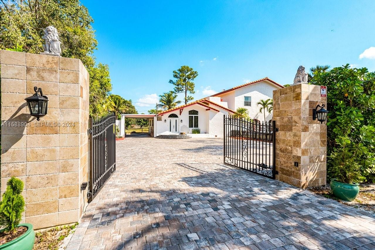 11767 W Rambling Drive, Wellington, FL 33414 photo 1