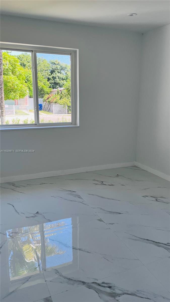 971 NE 155th Terrace — photo 10