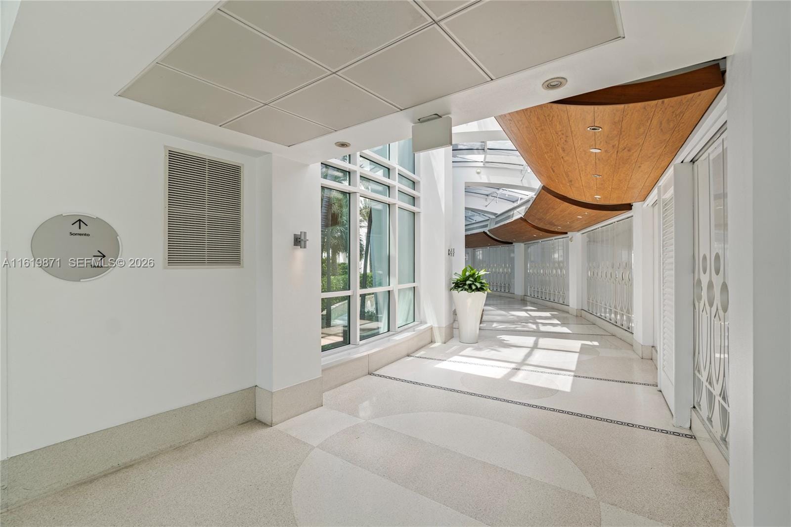 4401 Collins Avenue 1007, Miami Beach, FL 33140 photo 26