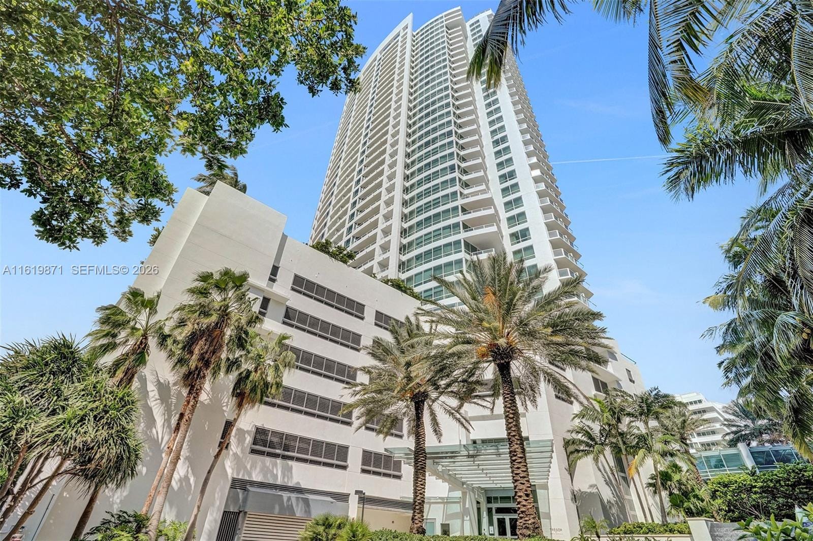 4401 Collins Avenue 1007 — photo 7