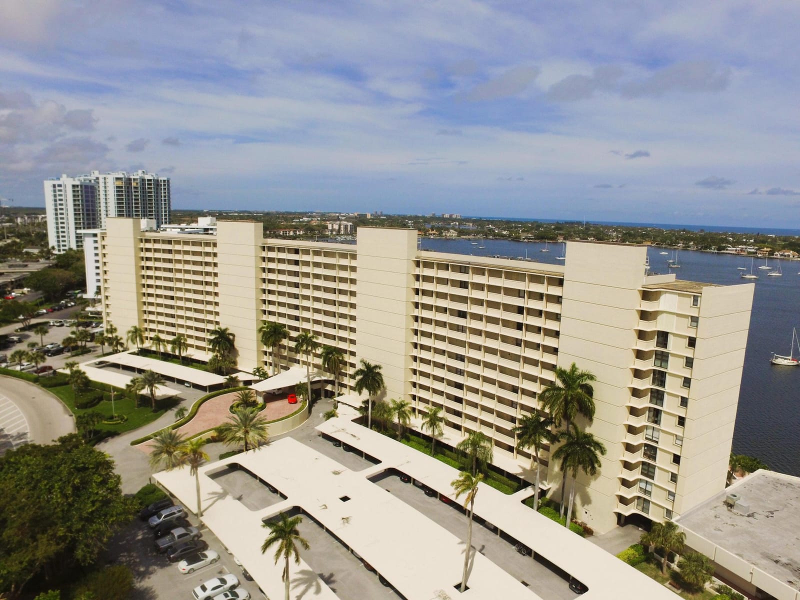 132 Lakeshore Drive 718, North Palm Beach, FL 33408 photo 3