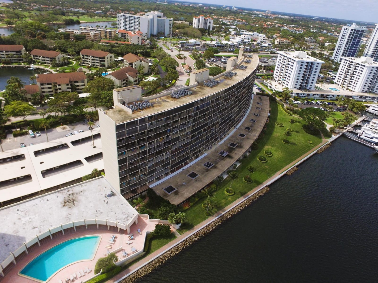 132 Lakeshore Drive 718, North Palm Beach, FL 33408 photo 6