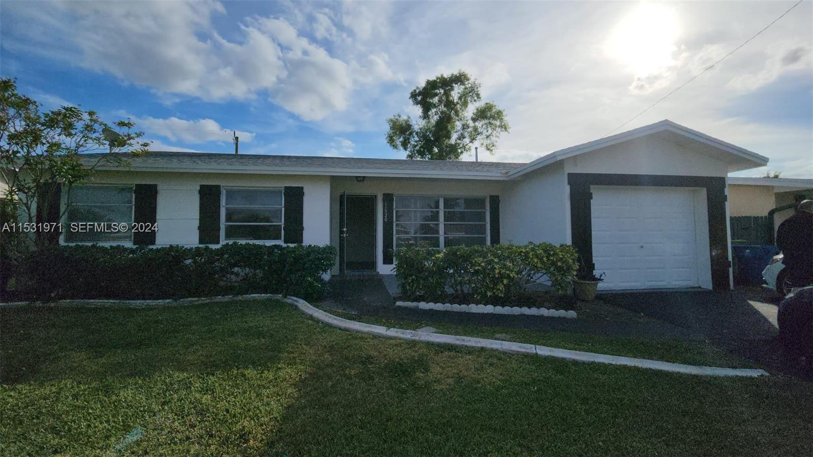11520 NW 31st Place, Sunrise, FL 33323, Sunrise