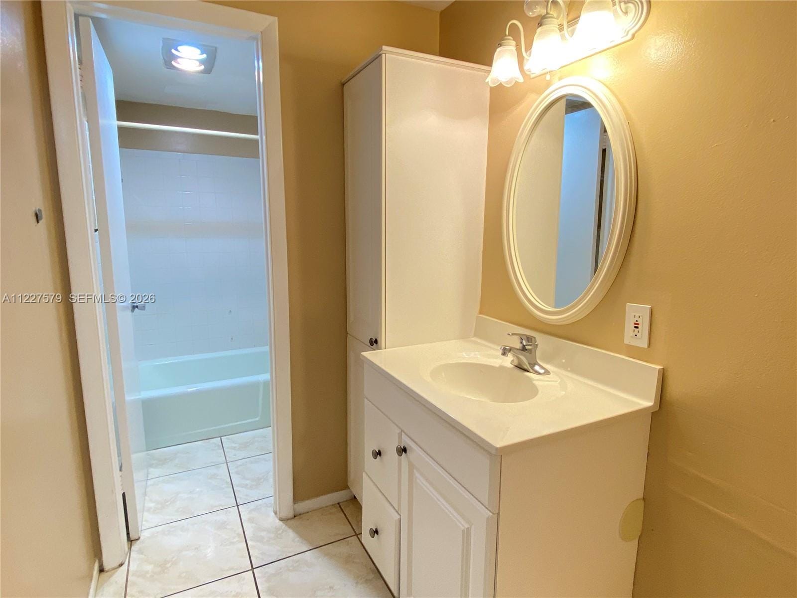 6289 Lear Drive 306 — photo 11