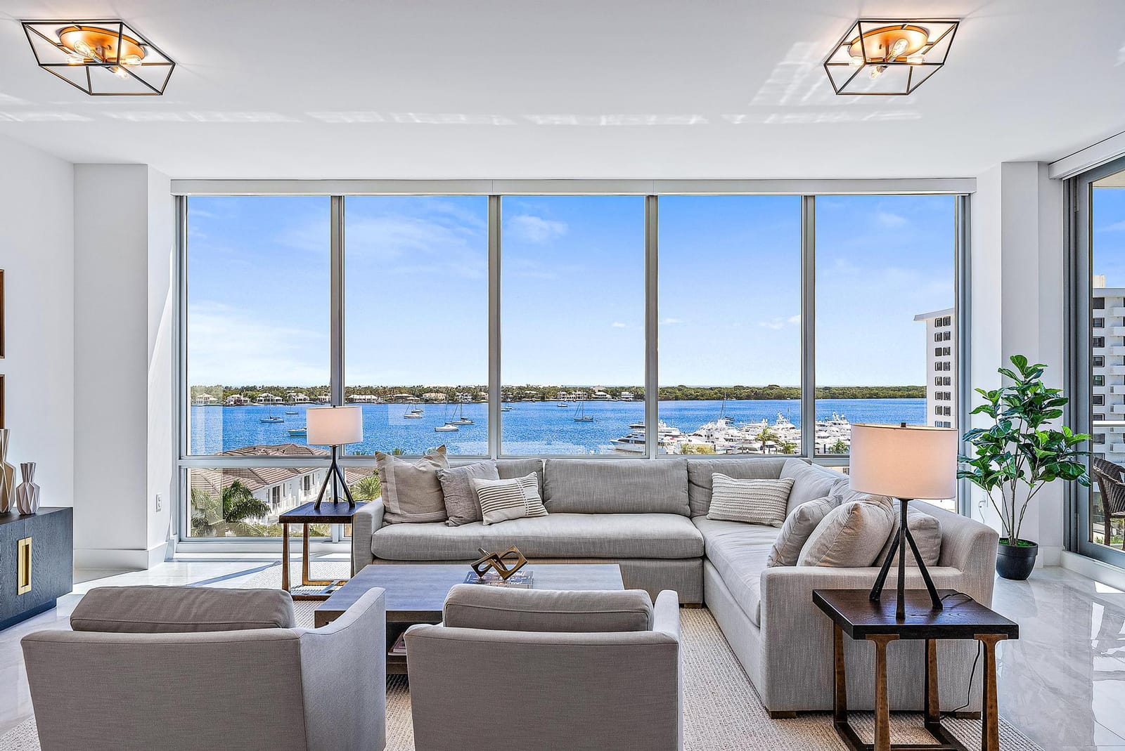 3 Water Club Way 702, North Palm Beach, FL 33408