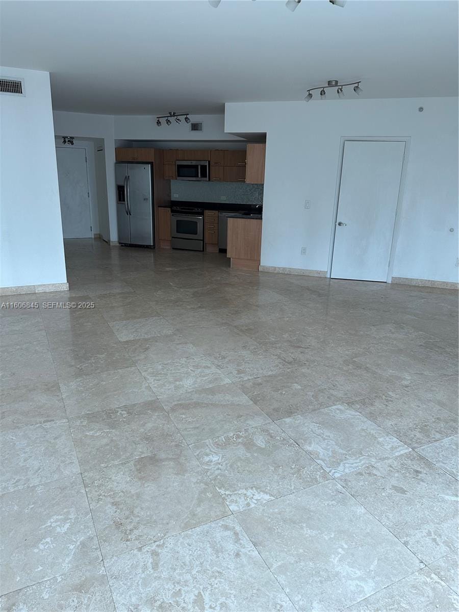 350 S Miami Avenue 2302 — photo 8