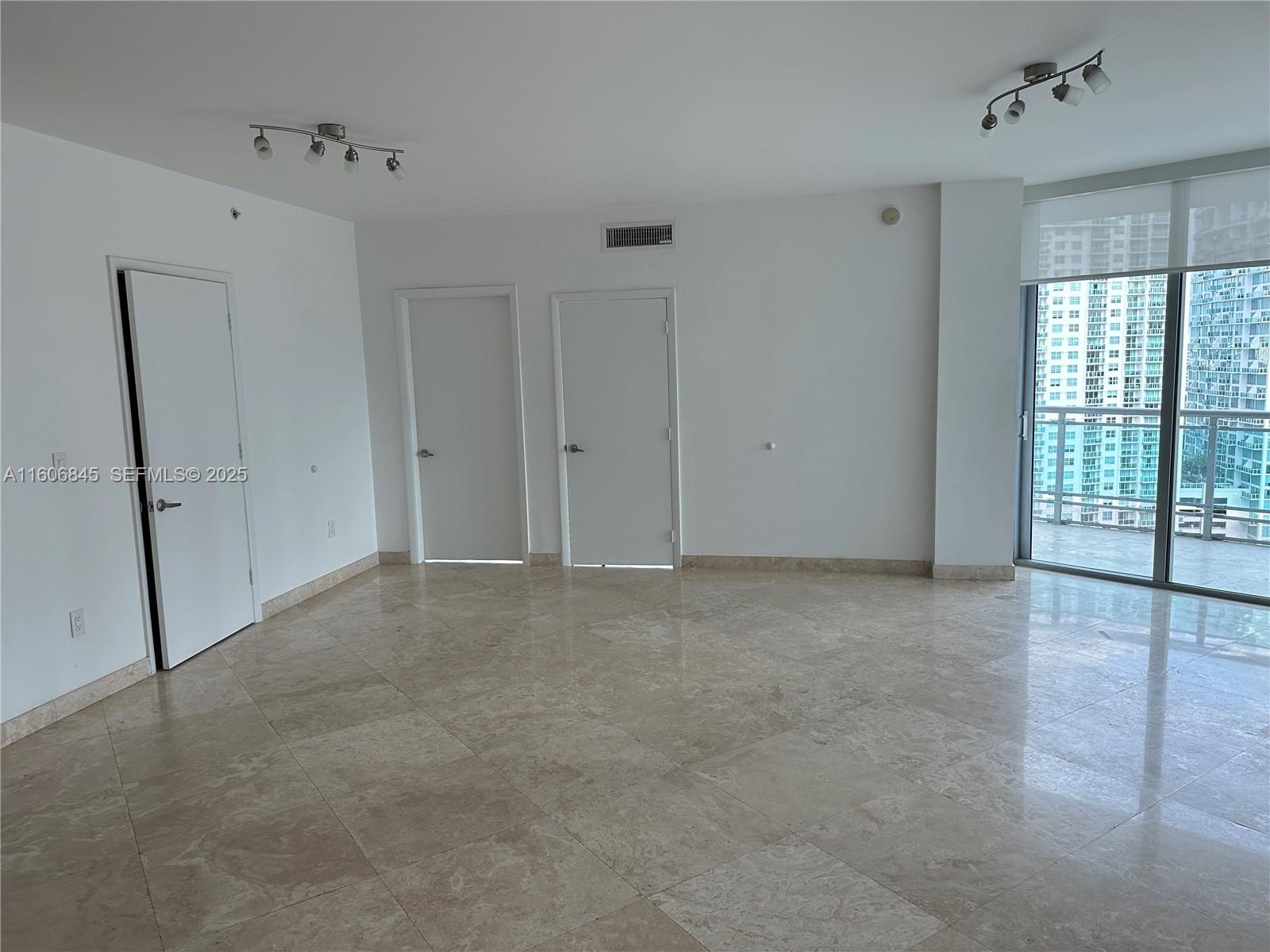 350 S Miami Avenue 2302, Miami, FL 33130, Miami