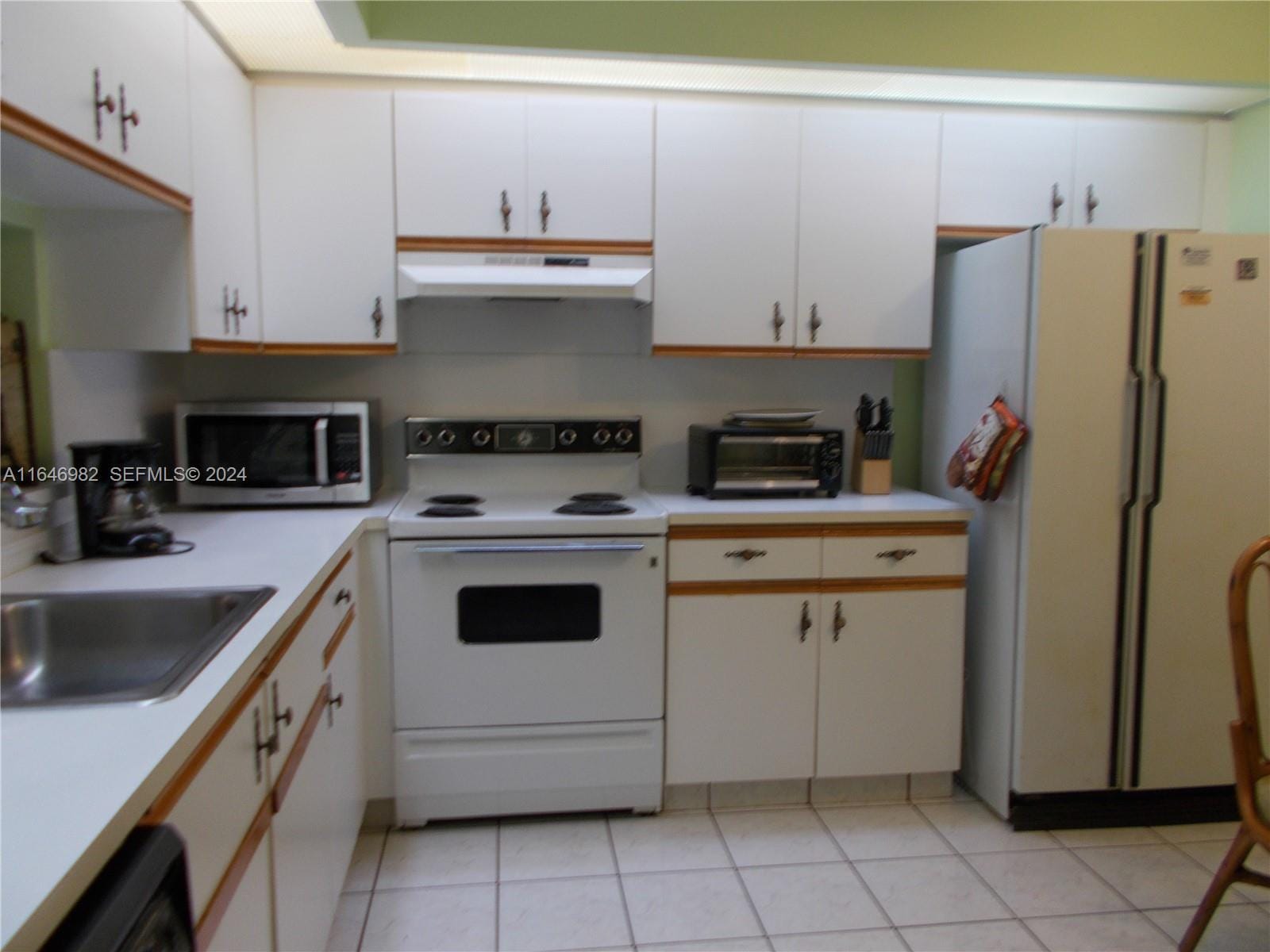 13100 SW 11th Court 206C, Pembroke Pines, FL 33027 photo 16