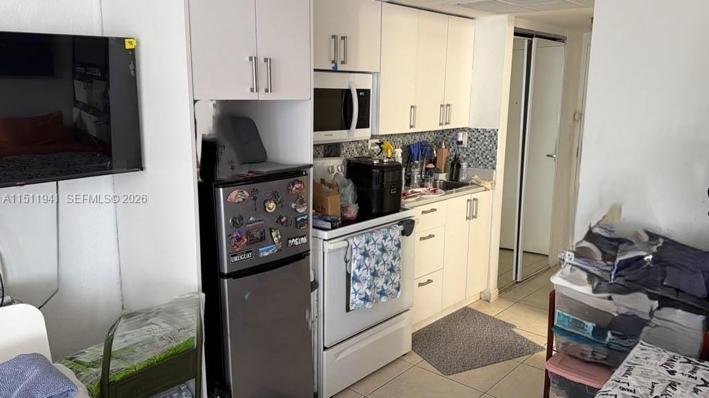 19201 Collins Avenue 744 — photo 6