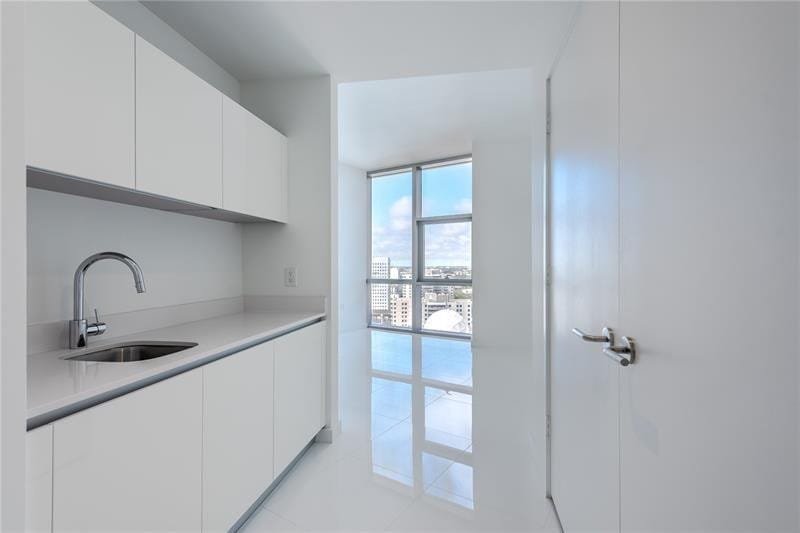 851 NE 1st Avenue 1912, Miami, FL 33132 photo 19
