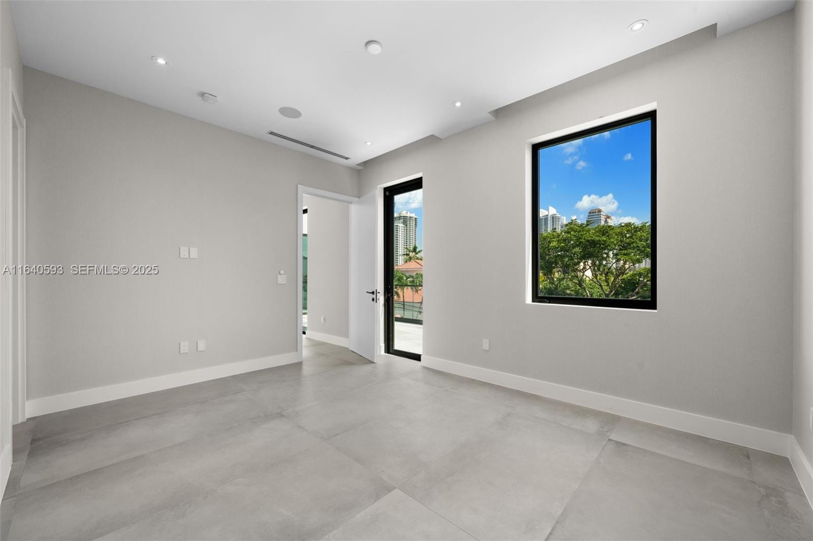 250 190th Street, Sunny Isles Beach, FL 33160 photo 25