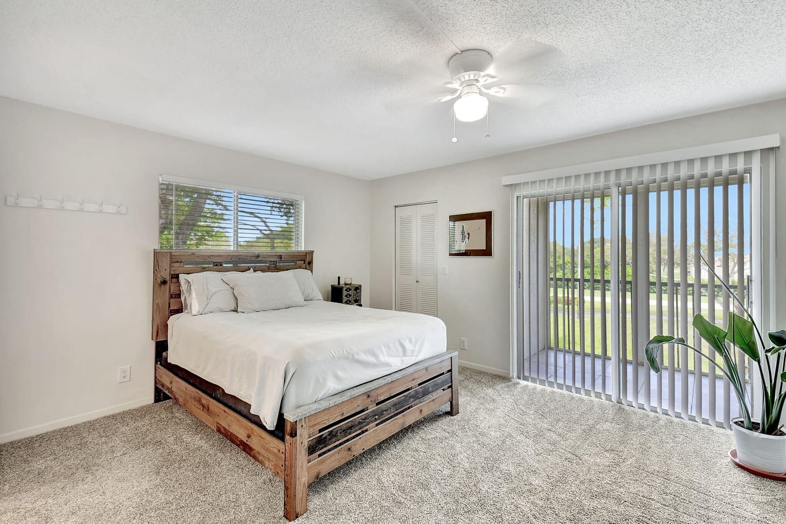 7185 Huntington Lane 301 — photo 4