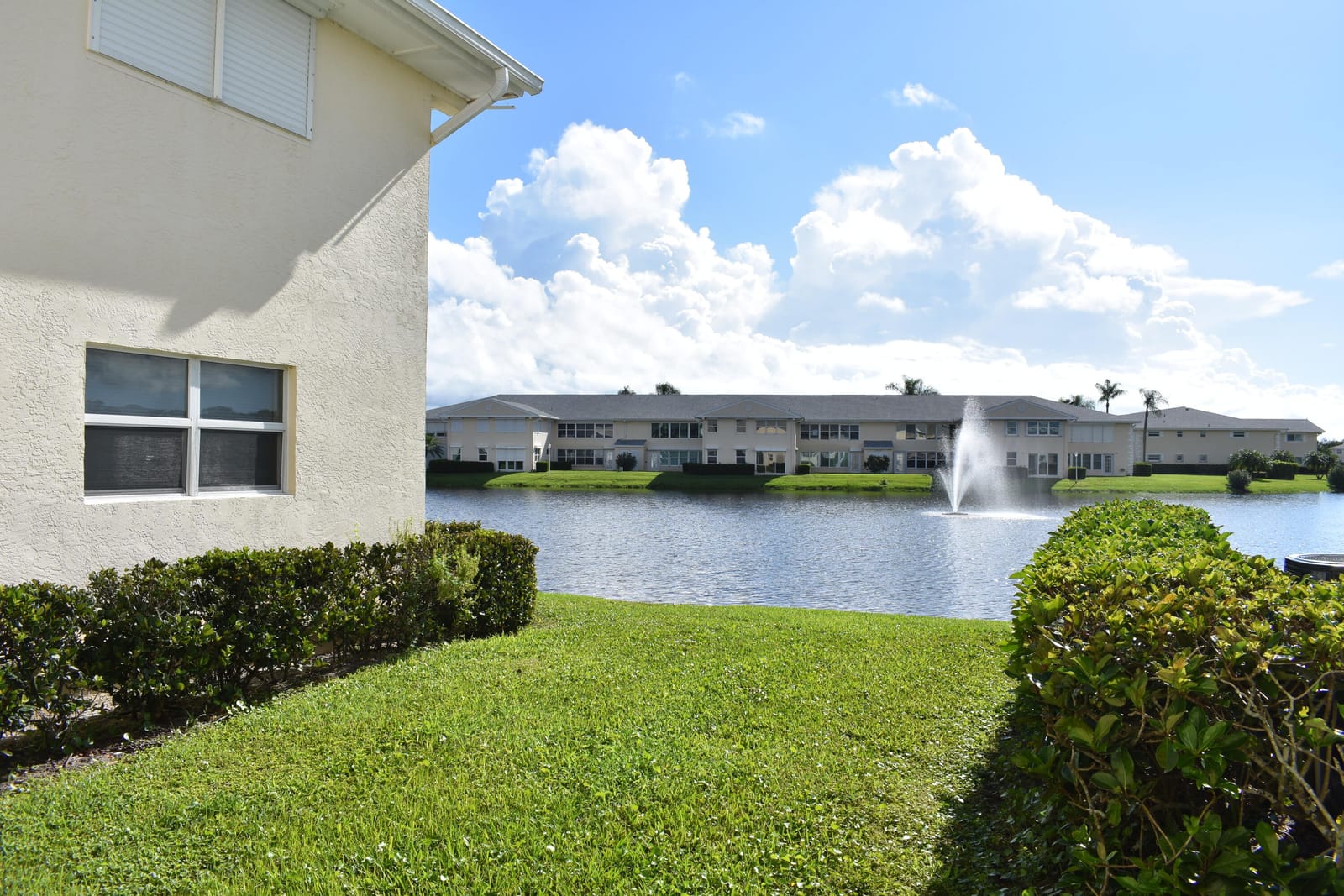 500 Grove Isle Circle 103 — photo 9