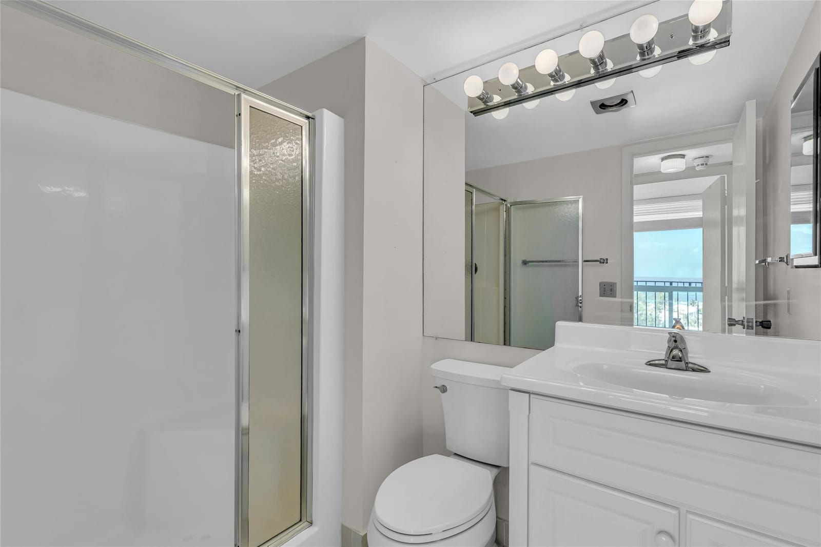 521 N Riverside Drive 1004, Pompano Beach, FL 33062 photo 9