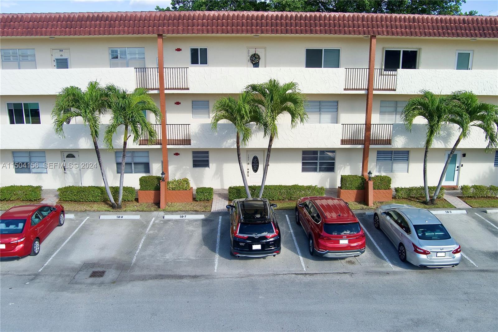281 S Hollybrook Drive 103, Pembroke Pines, FL 33025, Pembroke Pines
