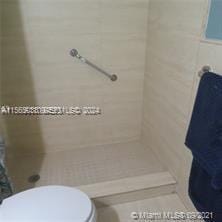 1450 NE 170th Street 102 — photo 11
