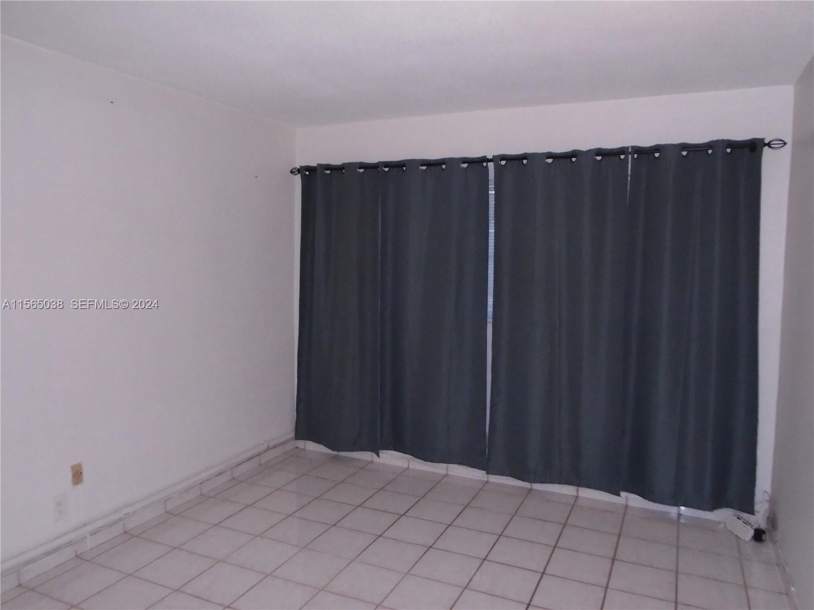 1450 NE 170th Street 102, North Miami Beach, FL 33162 photo 13