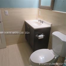 1450 NE 170th Street 102 — photo 9