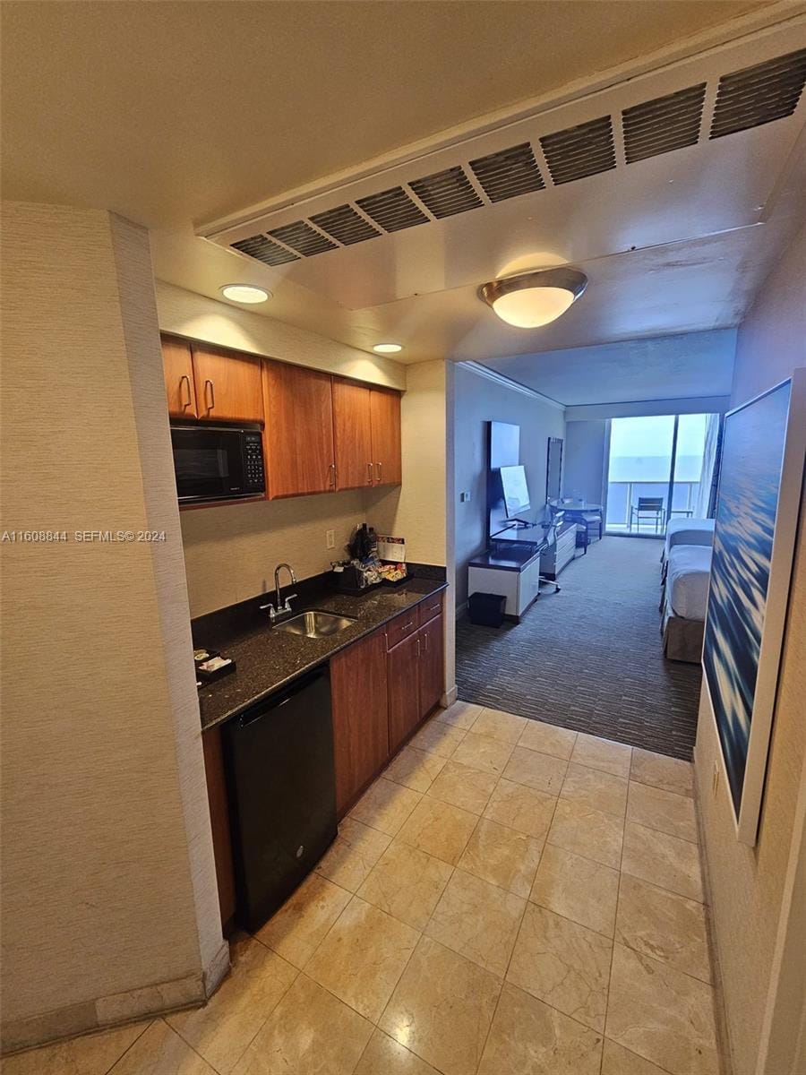 18001 Collins Avenue 2610 — photo 1