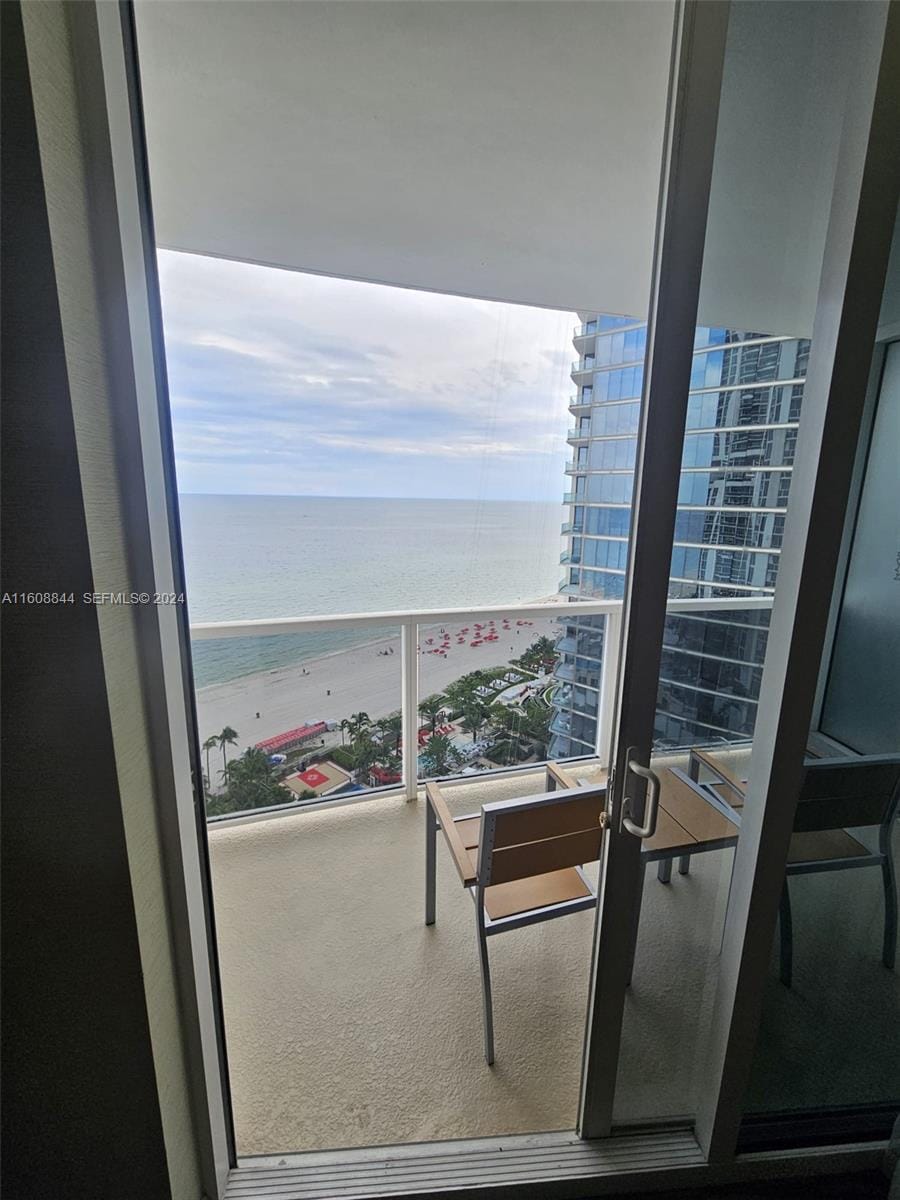 18001 Collins Avenue 2610 — photo 5