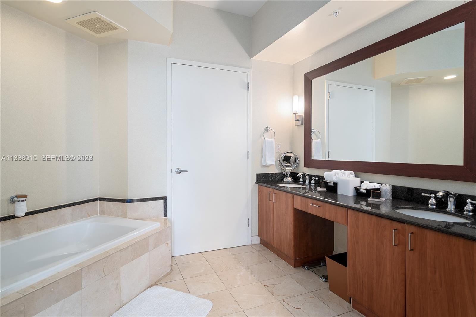 18001 Collins Avenue 2109 — photo 8