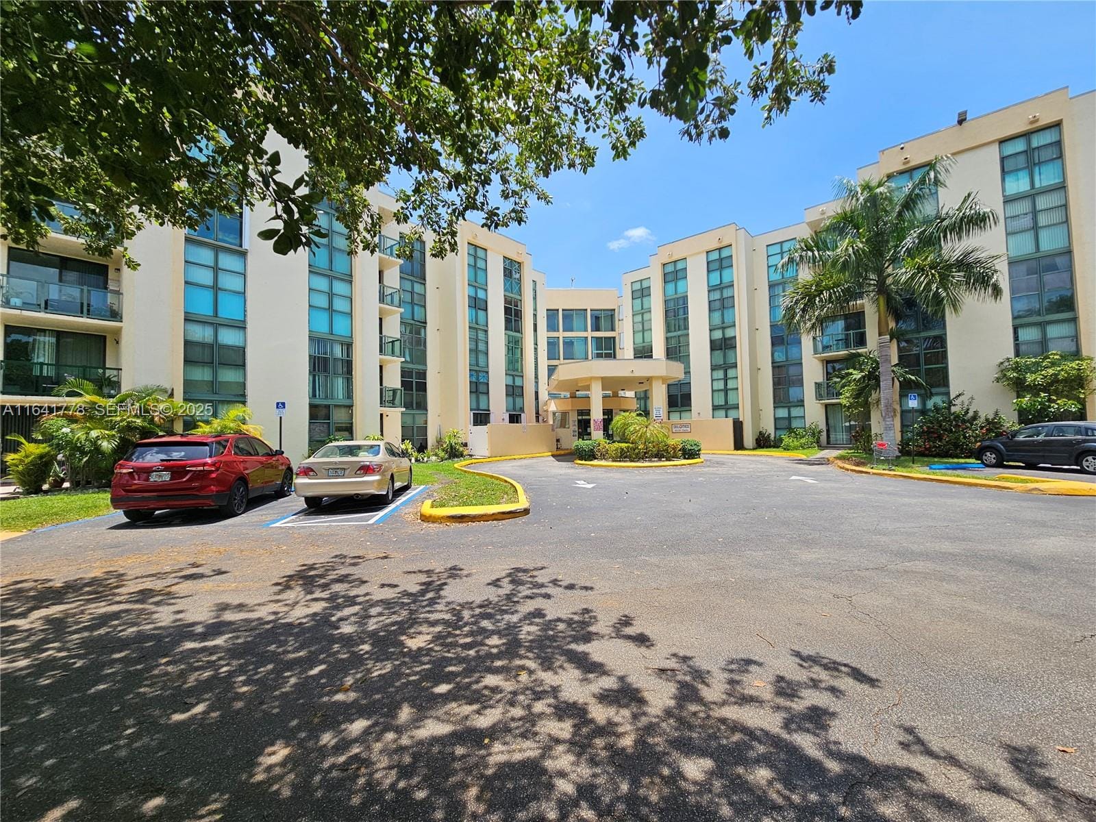 2075 SW 122nd Avenue 308, Miami, FL 33175