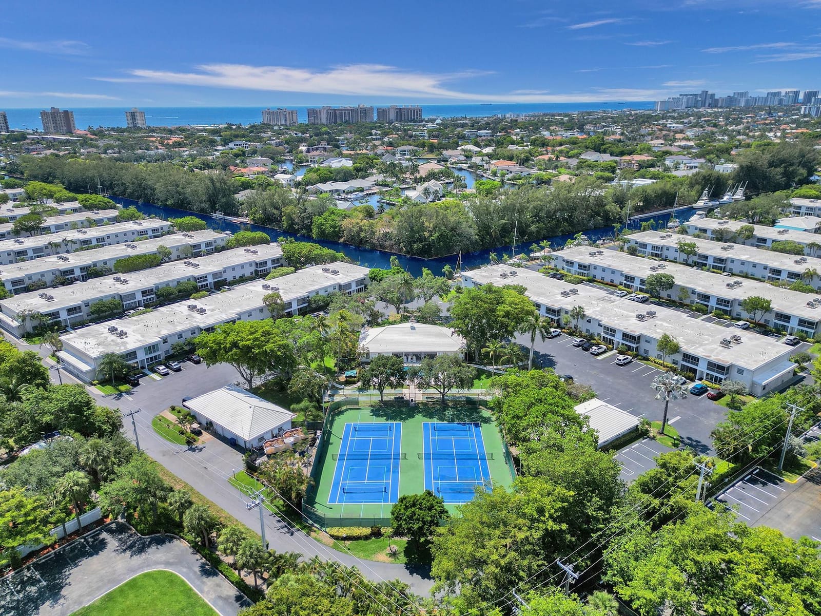 6249 Bay Club Drive 4, Fort Lauderdale, FL 33308 photo 9