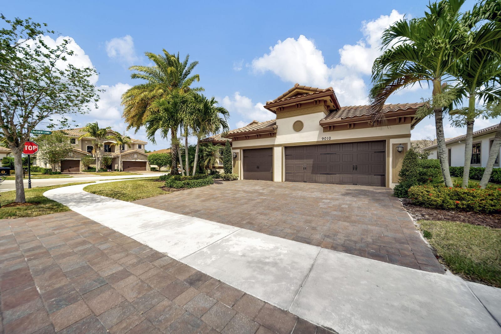 9010 Lakeview Place, Parkland, FL 33076 photo 3