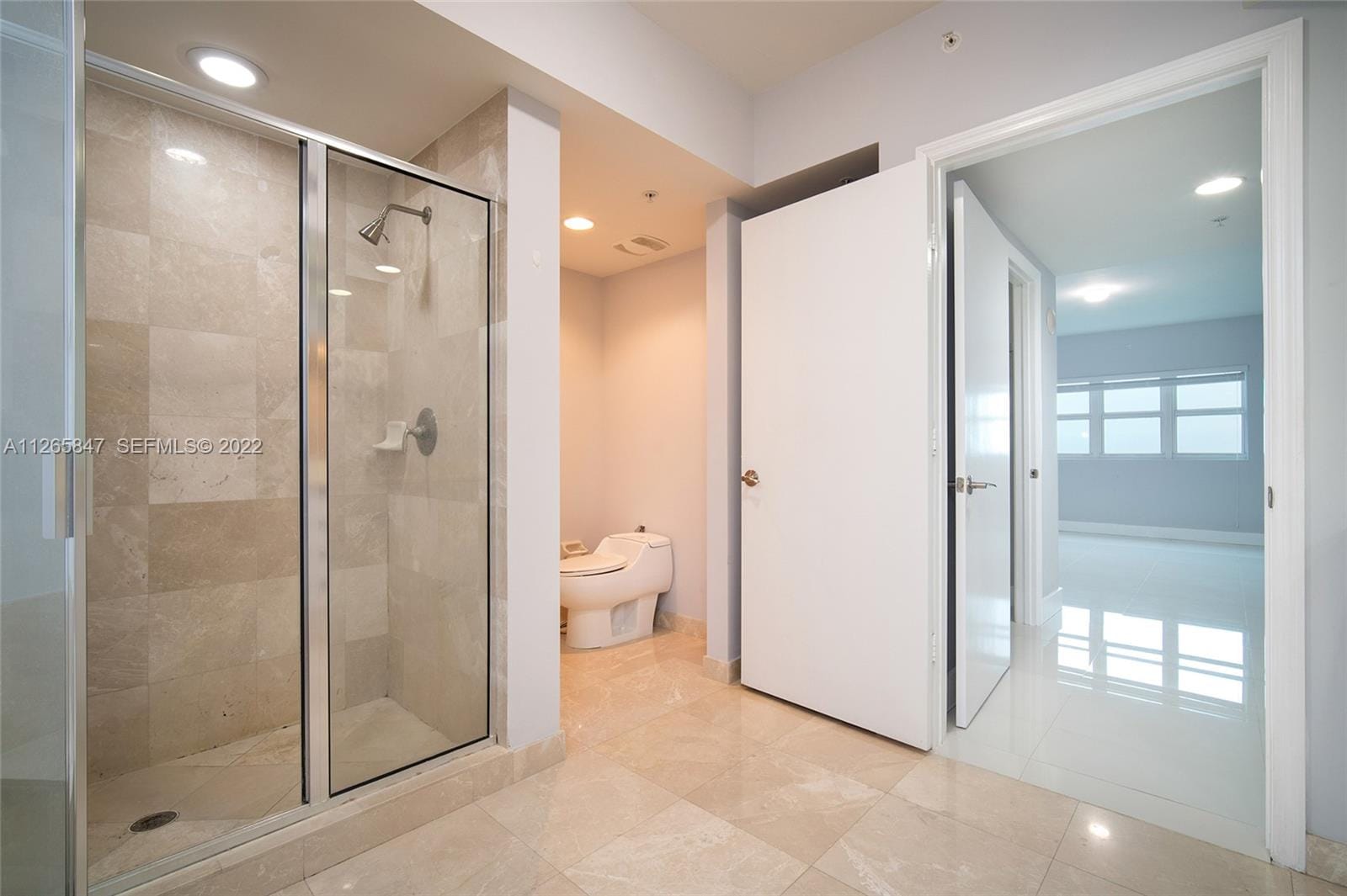 15051 Royal Oaks Lane 1203, North Miami, FL 33181 photo 21