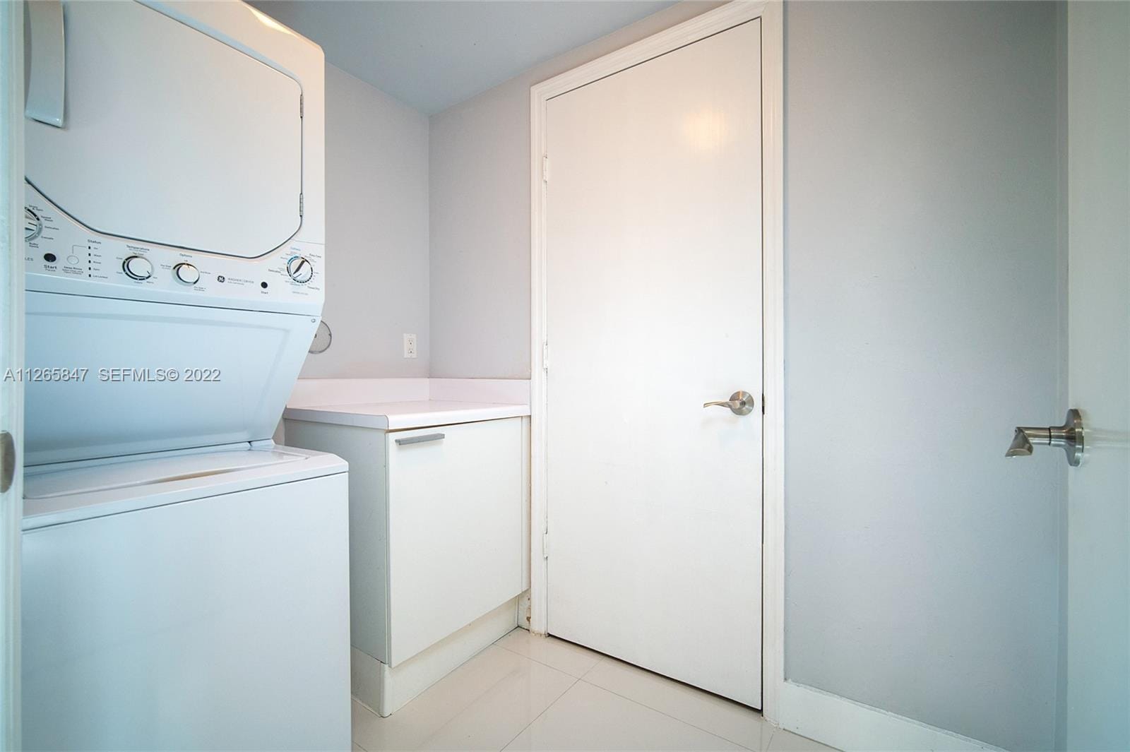 15051 Royal Oaks Lane 1203, North Miami, FL 33181 photo 28